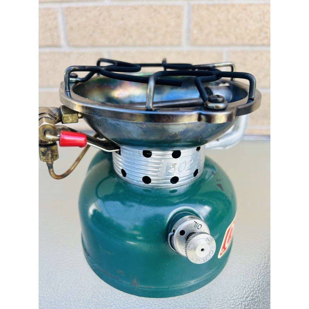 Coleman 502 Sportster 1-66 Stove Sunshine of the Night Green Gas Camping Stove - Picture 3 of 14
